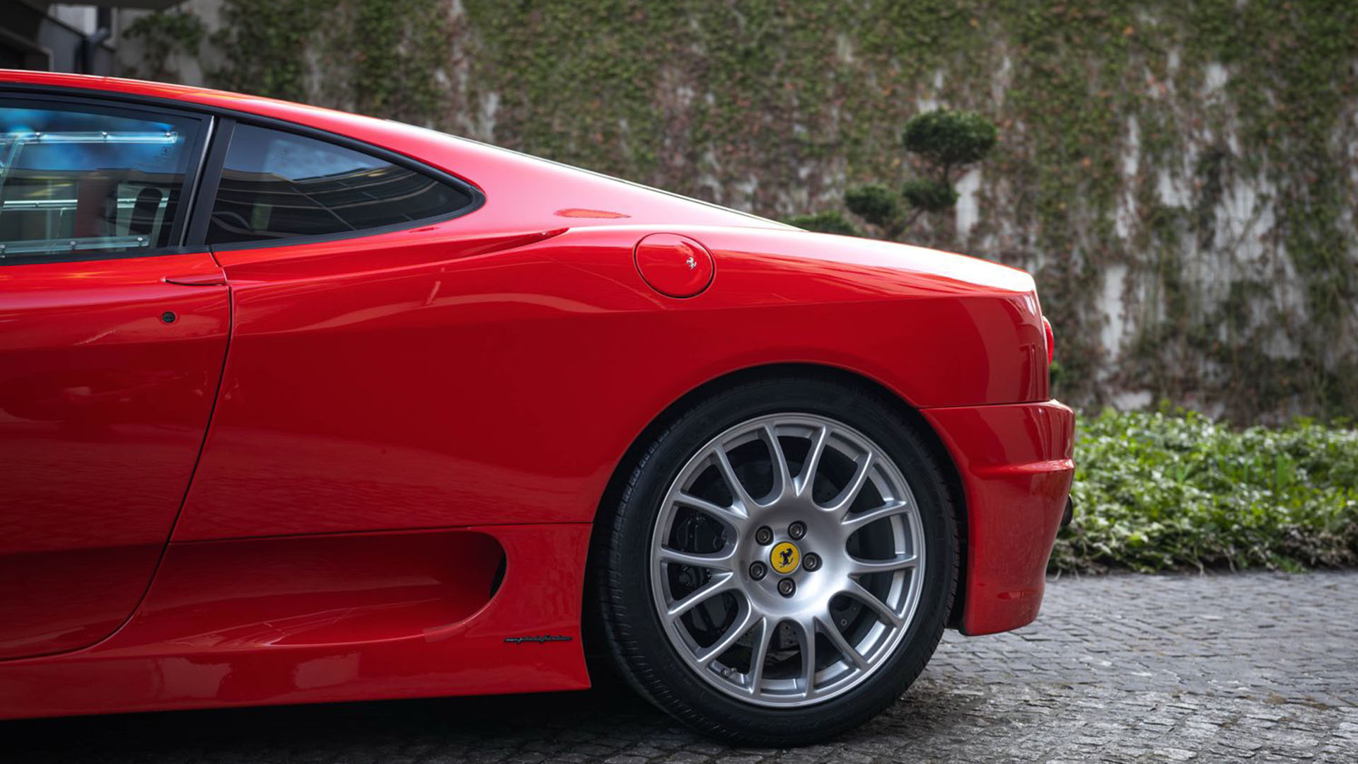 ferrari-360-2.jpg