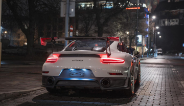 porshe-gt2rs-8.jpg